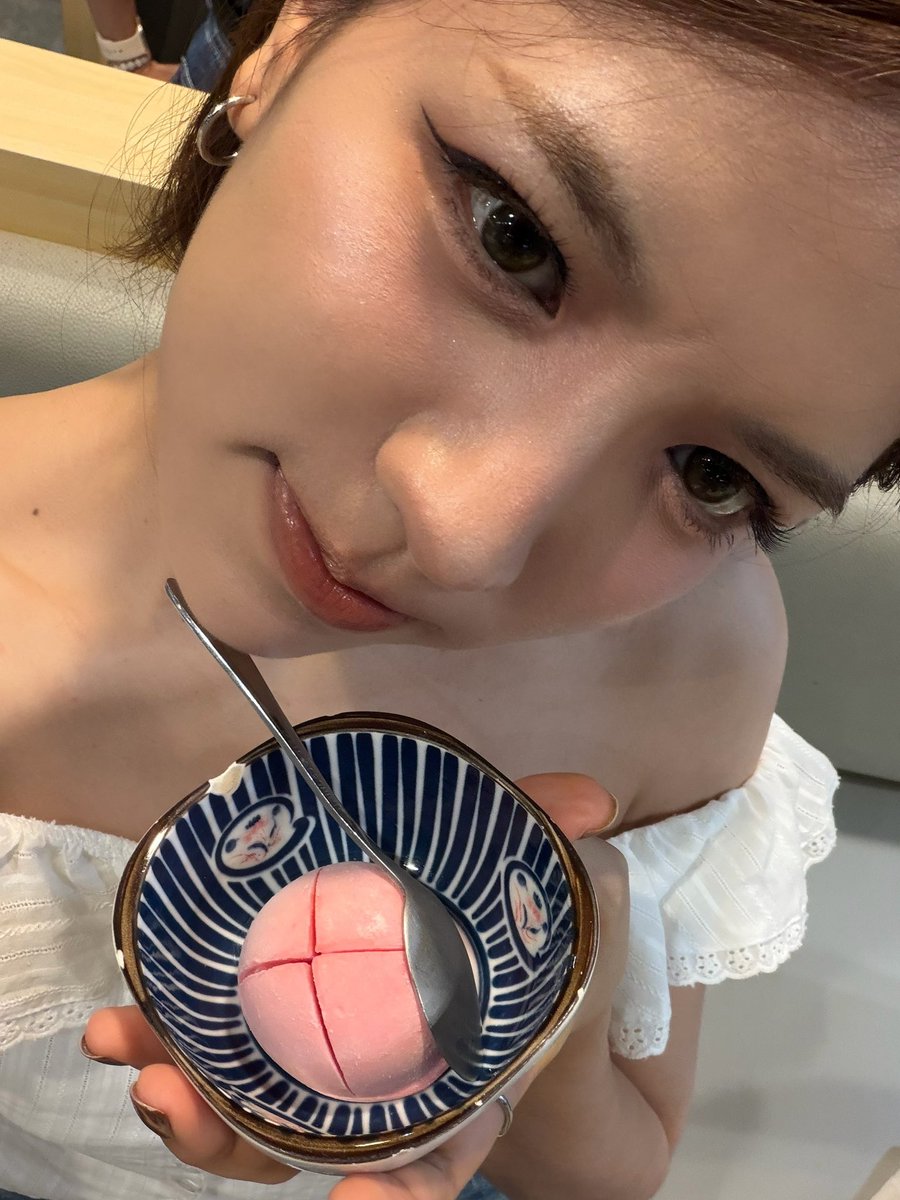 miephat's tweet photo. เมะหวานพร้อมเสิร์ฟ 🍡🍲

#miephat #MieAya #ayaorapan https://t.co/KeGfwSQACl
