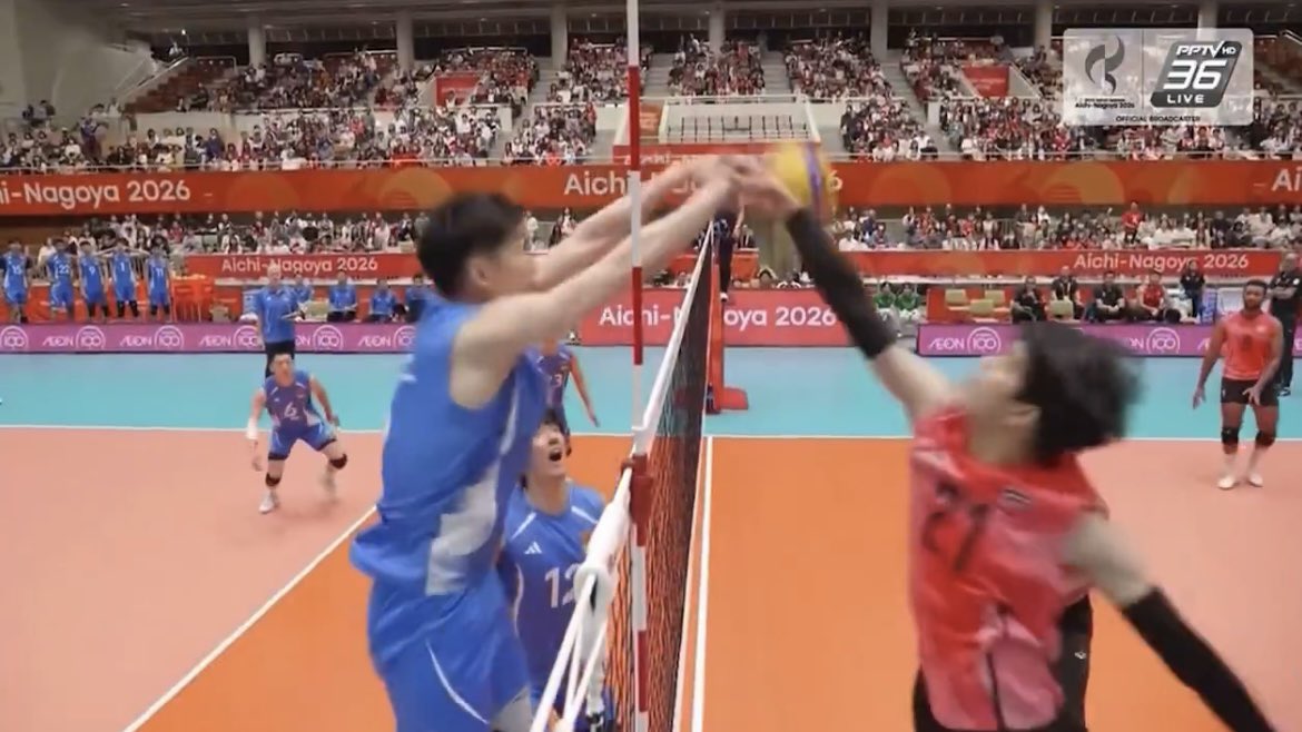 Bayeolnee's tweet photo. อืม ๆ ไม่โอเวอร์ก็ไม่โอเวอร์ #วอลเลย์บอลชาย https://t.co/oRaI0FOSXR