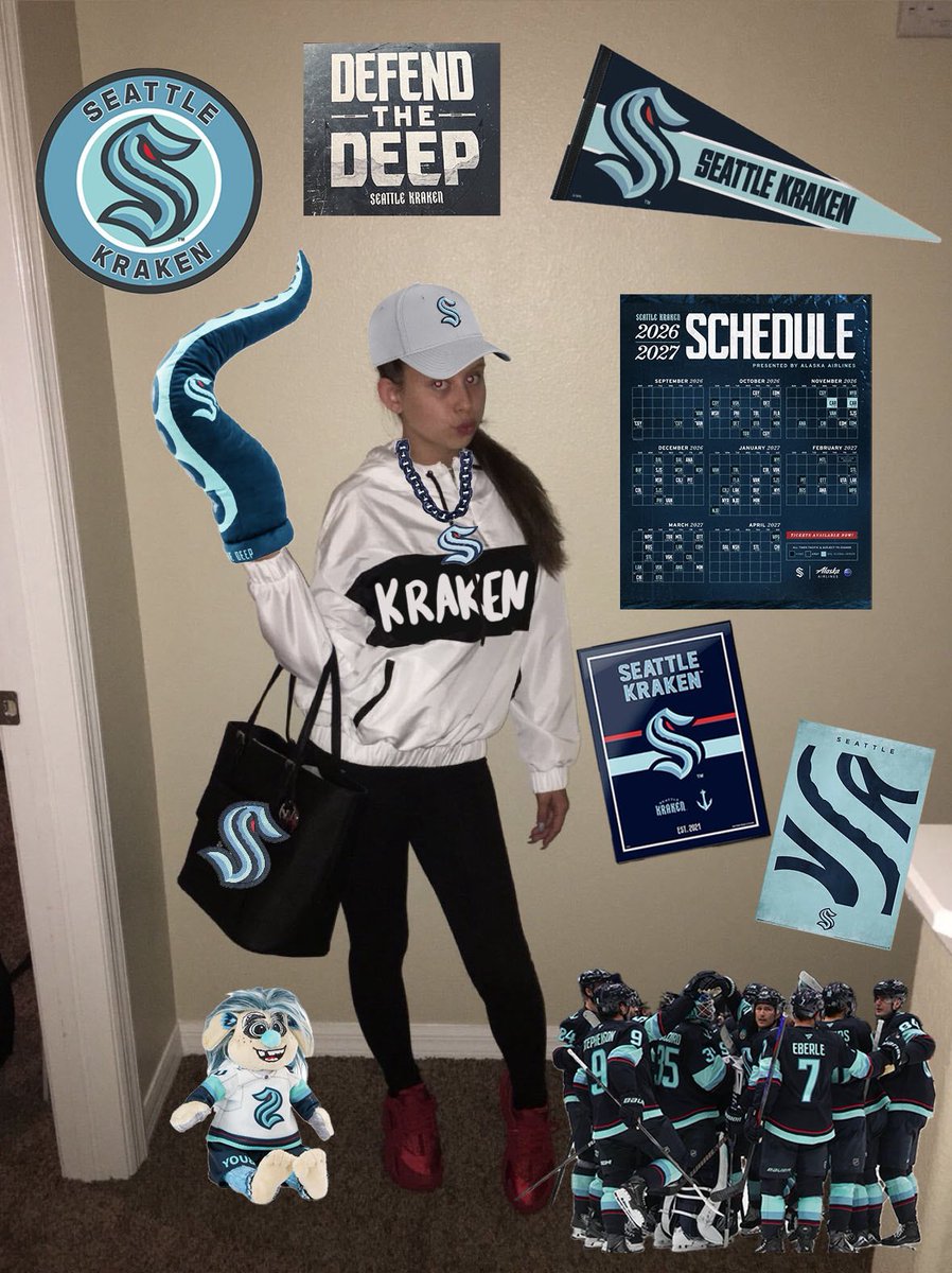 chopkensx's tweet photo. happy kraken game day!!! https://t.co/G2jn1MBPlo