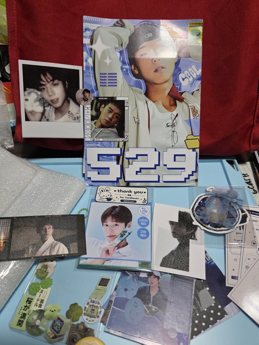 Jening_ning's tweet photo. Thankyousomuch teh!!🥹💙 @bnnyhnny29 sulit tlga umorder sayo Sobrang daming Freebies😭🎀parang ayaw ko na sila galawin lahat ipunin ko na lng HAHAHAH😭💙 https://t.co/bCc5NiHTk6