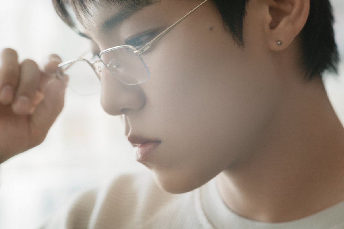 PARKWOOJINoffcl's tweet photo. 박우진(PARK WOO JIN) 2ND EP [SOLSTICE]
CONCEPT PHOTO #2

𝟐𝟎𝟐𝟔.𝟏𝟎.𝟏𝟑 𝟔𝐏𝐌 (𝐊𝐒𝐓) 
𝐑𝐄𝐋𝐄𝐀𝐒𝐄

#박우진 #PARKWOOJIN 
#SOLSTICE https://t.co/f9dZw99Dpb