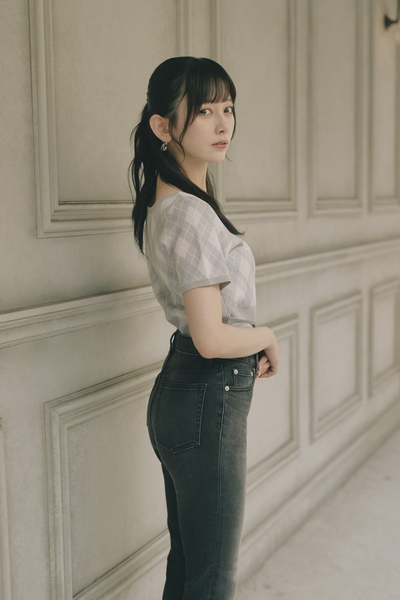 _rienda's tweet photo. A New Debut! PURI PURI Hip Denim
with.池田瑛紗 一ノ瀬美空

乃木坂46 池田瑛紗さんと一ノ瀬美空さんが
着こなすぷりぷりヒップデニムLOOKをご紹介👖🍑♡

▼着用アイテムはこちらから✨
https://t.co/RyasGUGtdy https://t.co/5FTxfO73yP