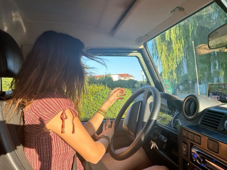 lisamiRYpffYE4F's tweet photo. A gentle pause with simple life 🦋 gratitude letting go of noise and taking in the quiet keeping it real. 📸 https://t.co/3LcnBCp2B9