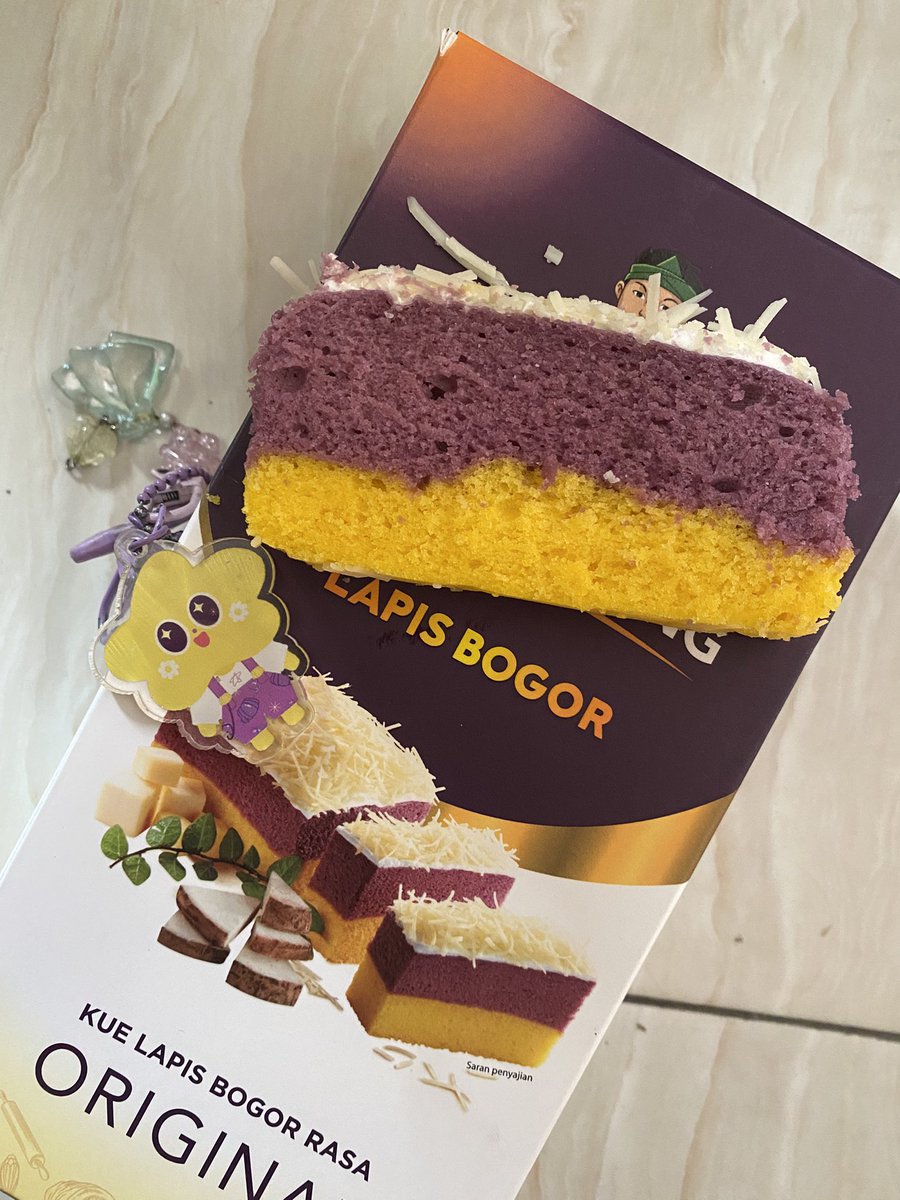 tharaboon_'s tweet photo. wtt/want to trade, have bolu talas bogor, need secret aouboom https://t.co/LRSWx0yCDx