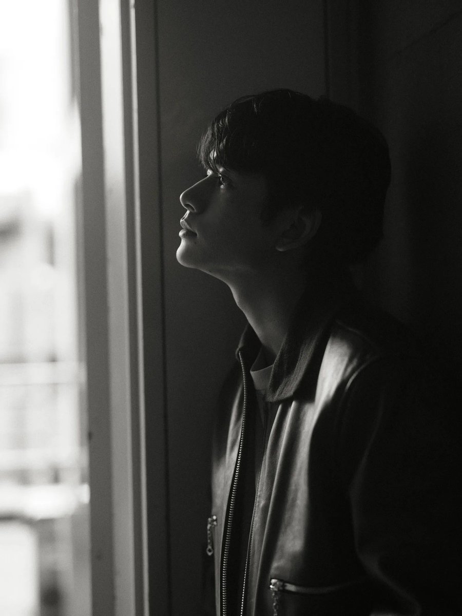 GQJAPAN's tweet photo. #北村匠海「これは僕の勝手な感覚ですが、吉沢亮はイチロー選手のような存在で、山田裕貴はどんな球でもフルスイングする役者だと思っています。流星と自分はまったく違うけど、芝居へのメソッド的な向き合い方には似ている部分があると感じています」
https://t.co/k4OrUiWE9Y https://t.co/oooIfChGqN