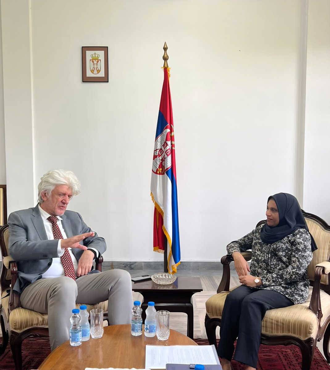 SRBinIndia's tweet photo. H.E. Ambassador @SinisaPavic today received H.E. Ms. Azeema, High Commissioner of the @MDVinINDIA , at the Embassy of Serbia in New Delhi.
The meeting focused on bilateral relations and avenues for closer cooperation.

🇷🇸🤝🇲🇻 https://t.co/SJdIiiW1WQ