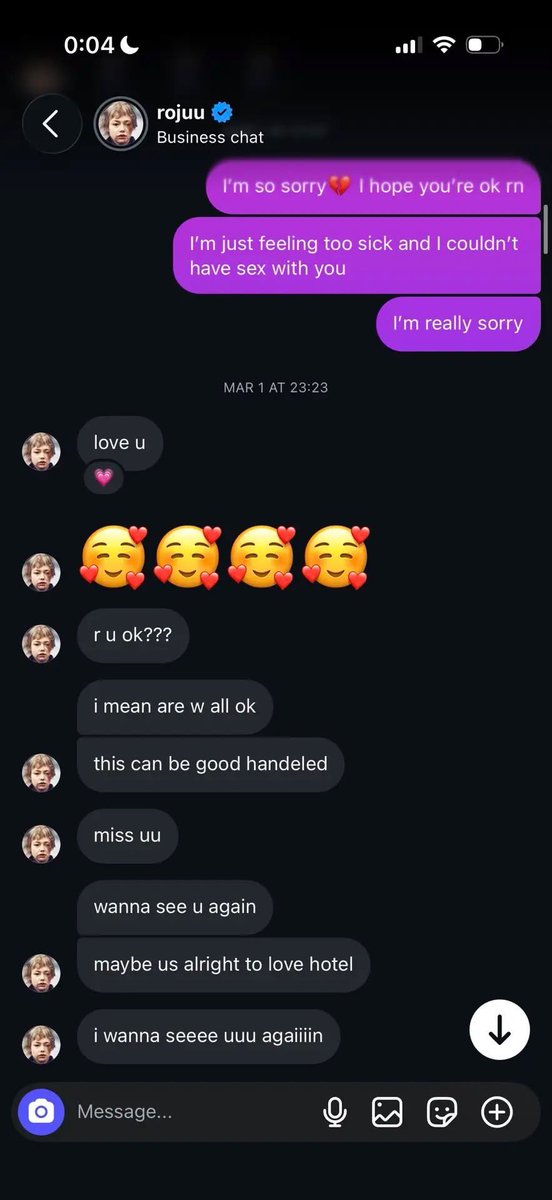 treetrunkshater's tweet photo. bueno chicos, con esto y la explícita autorización que maggots me ha dado, aquí hay capturas de conversaciones que rojuu tenía con ella, así que esa mentira (muy poco creíble btw) del loco obsesionado contigo acosándote ya no vale aquí. https://t.co/OhfwSKZcoG