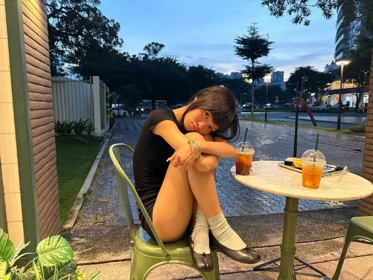 sarahrobincj's tweet photo. What makes simple life so uniquely special 🚀 is the quiet way it and mutual respect instilling a deep Take care of yourself. ❤ https://t.co/DyOgRXzhef