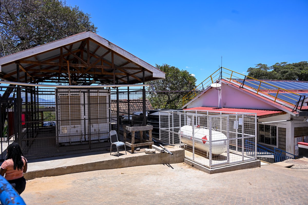 PowerUpEveryone's tweet photo. Our final stop took us to Makueni’s water projects, where we saw how solar energy is powering essential services. 97% of the county’s water supply powered by solarised systems.
We also saw progress in LPG cooking and the solarisation of the @WoteTti Institute. https://t.co/96lt6pktUR