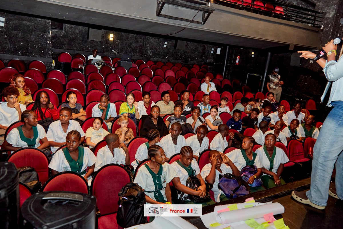 ClassPro_237's tweet photo. #CritiKids2026 #ClassPro #STAFE2026 #IFCDouala #EMI #MediaLiteracy #AmbassadeursEMI #BienveillanceEnLigne #EspritCritique https://t.co/TRevjLpCi3