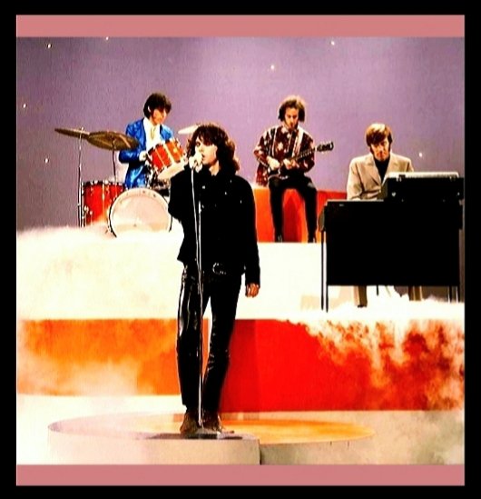 Rollin_Memories's tweet photo. The Doors ~ https://t.co/rm4RADGCmT