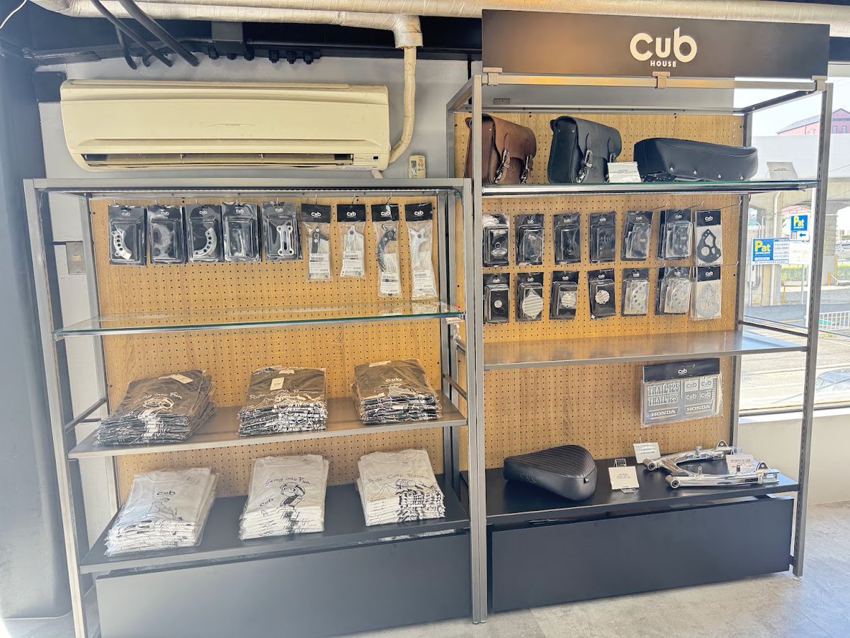 Gcraft_official's tweet photo. ～新店舗OPEN情報～

今日はCubHOUSE八戸ノ里店様へ挨拶に伺いました！！

駅近の立地でコンプリート車両の展示もありました。もちろんCubHOUSEオリジナル商品も！

今後が楽しみです！！

https://t.co/W3GEvGQN9R https://t.co/wuyvo4A46g