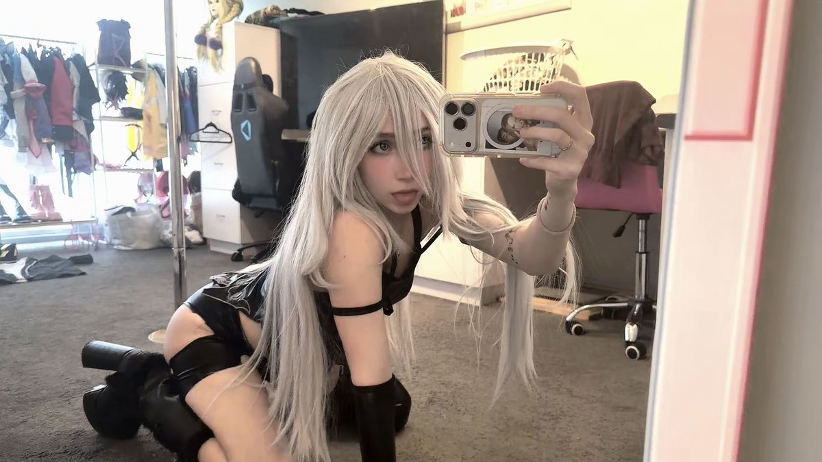 akrasiajay's tweet photo. My A2 cosplay ☁️🪽 https://t.co/Yah3sp8Zvj