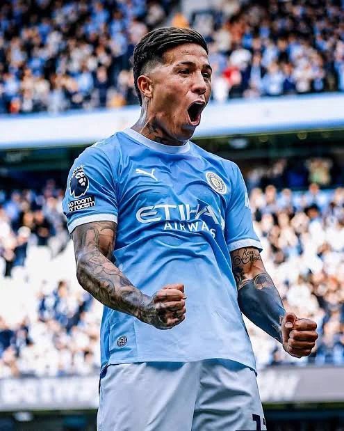 EVERTON FAN PM BACKS LIFTING CITY BAN