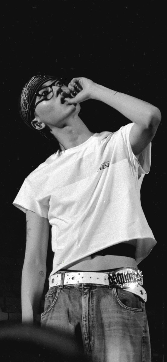 lysmjhwan's tweet photo. #하루토; swaggy boy w/ that aura. https://t.co/6RVBupKMpF
