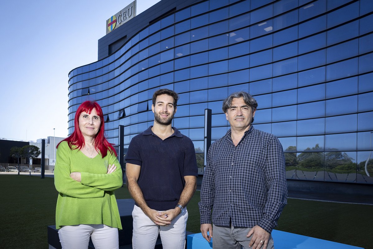 CienciaUCHCEU's tweet photo. Identifican nuevas señales para prevenir la #psicosis en la adolescencia
El grupo TXP de @uchceu en Castellón analiza a casi 700 #adolescentes en este estudio sobre la relación entre síntomas de #TDAH, #depresión y conducta suicida con riesgo de psicosis
https://t.co/1aapqhHAuF https://t.co/aRZW7XbdYf