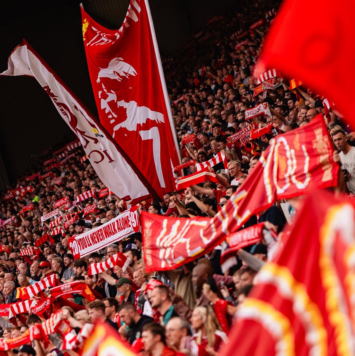 FrankEra_'s tweet photo. 🚨🗣️ | Gary Neville on the atmosphere Manchester City will face from the Liverpool fans at Anfield in their next #PL match:

“If City want to understand how ANGRY the football world is, then Anfield will tell them next week, in a way you would NEVER believe.

“There will be banners, there will be chants, it will be a BRUTAL day for them.” 

[@WeAreTheOverlap]