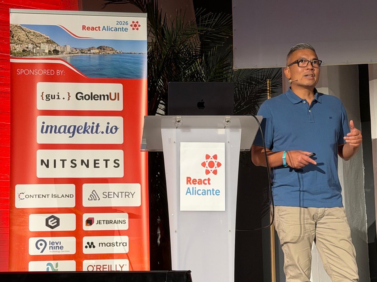 kvmaes's tweet photo. Had the best time giving a new talk @ReactAlicante this year! Exciting to see speakers and attendees from Spain, Europe, and beyond learning the latest industry stuff together. @vicqr and @nacmartin have created a truly great experience. Thanks for having me again! https://t.co/n3Had12Ax6