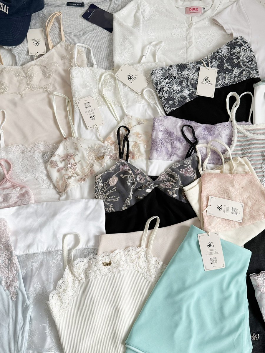 usedbylmys's tweet photo. post 2 oct 🎀👚

18:00-20:00 / new&amp;used
shipping 50.- thb

#ส่งต่อserlyn #ส่งต่อduex #serlyn #ส่งต่อbrandymelville #ส่งต่อgigi #ส่งต่อams #ส่งต่อhearteyes #ส่งต่อrudyyco #ส่งต่อhejbonnie #ส่งต่อbemyblair #ส่งต่อrubyandlemon #ส่งต่อcintage #ส่งต่อstylist  #ส่งต่อshewearbkk https://t.co/xFA67b6sw7