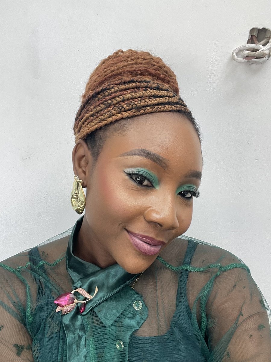 DearEphy's tweet photo. Happy Independence Day, Nigeria😍🥰 https://t.co/PpjBPT6YtZ