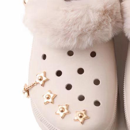 ___h___r___k__'s tweet photo. crocsがかわいい厚底出してきて無理 https://t.co/cl9Lbd4RPt