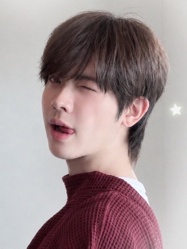 ANJellahhhcinnn's tweet photo. คือกุหลงหัวปักหัวปำอ่ะ โงหัวไม่ขึ้น กุเพ้อออ https://t.co/irnNquvIOd