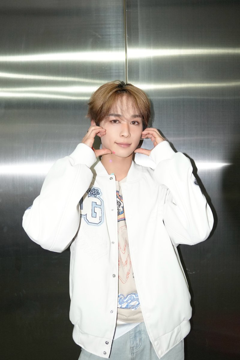 official__INI's tweet photo. [📸] 261001
Mnet「M COUNTDOWN」

#타케루 🕊️
後藤威尊 (GOTO TAKERU)

Detail ❯❯ https://t.co/fC8uR4tdnN

#MCOUNTDOWN #엠카운트다운
#INI_ANTHEM #INI_YKWTD 
#INI #아이엔아이 #Todays_INI https://t.co/679eYU3eF7