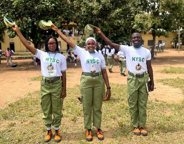 OjoPrecious03's tweet photo. Nigeria is blessed.
Nigeria is helped.
We say no to every evil occurrence in Nigeria.
We declare peace.
Nigeria will be great again. 🙏🏽
God bless Nigeria. 🇳🇬

Happy birthday Nigeria 🇳🇬✨
#independence #Nigeria #Linkedin #Nysc #Jesussaves https://t.co/lXokbIzXt5