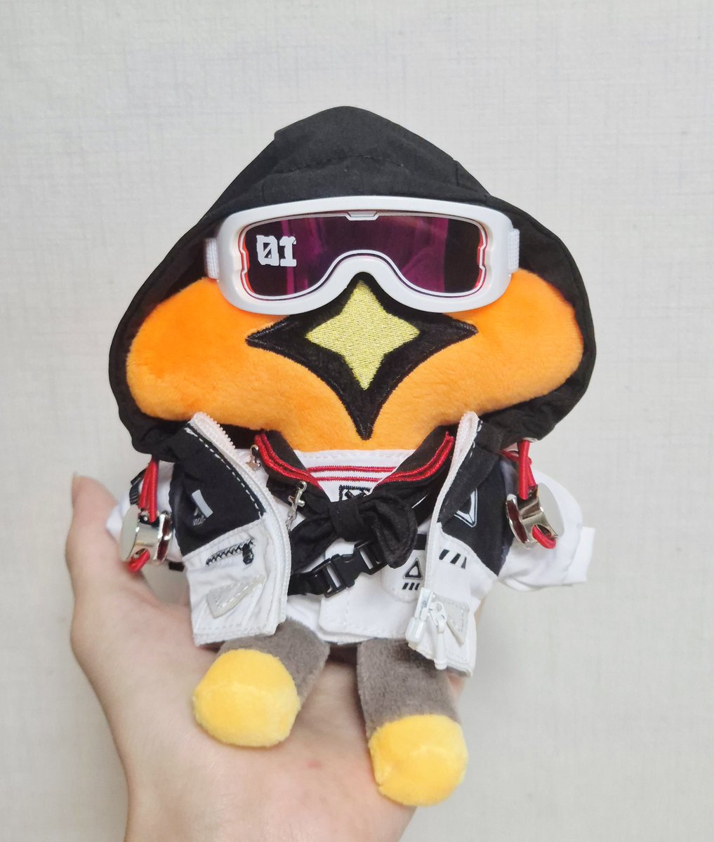 ssujae_GAME's tweet photo. 폐하 옷이 힙하시네요 https://t.co/53MtzdMJsI