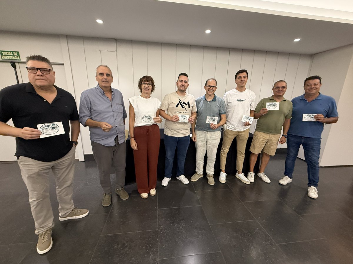 CastellonCsif's tweet photo. 📍 Este jueves, en #CSIF #Castellón, analizamos los retos que plantea la IA y los algoritmos en el ámbito laboral. 🤖

💚 Formación, información y defensa de los derechos de los trabajadores.

#IA #InteligenciaArtificial #DerechosLaborales 

@CSIFCV https://t.co/xk09eJt1Zg