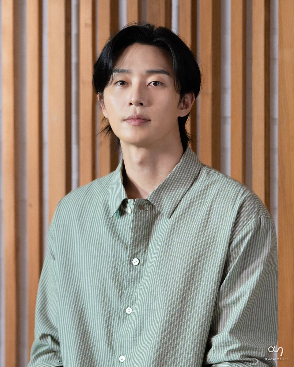 parks_joon's tweet photo. from Awesome Ent Official Instagram #박서준 #ParkSeoJun #meettree https://t.co/EoomaBDvFO