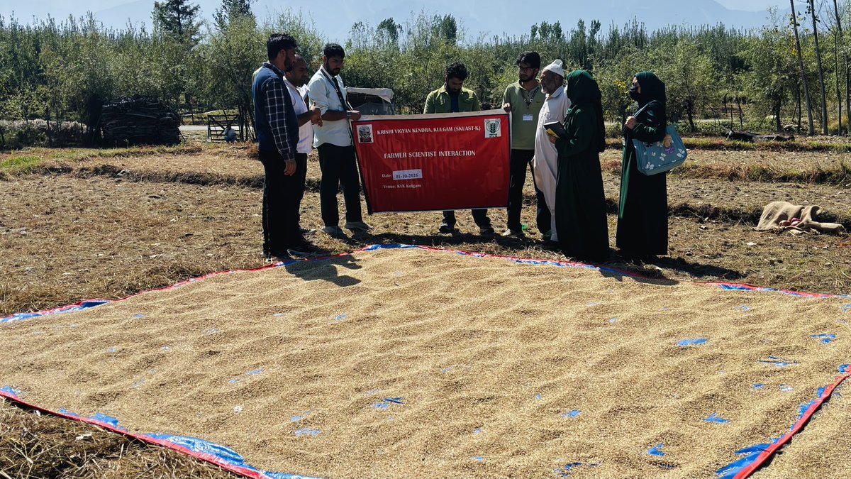 kvkkulgam's tweet photo. A Farmer–Scientist Interaction Programme was organized by KVK-Kulgam on 01 October 2026. https://t.co/in6oZaAiWd