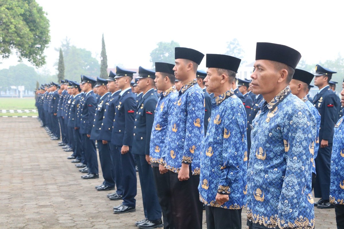 PenSulaiman's tweet photo. Kadisops Lanud Sulaiman Hadiri Upacara Peringatan Hari Kesaktian Pancasila Tahun 2026 https://t.co/tMUWEwjK5i