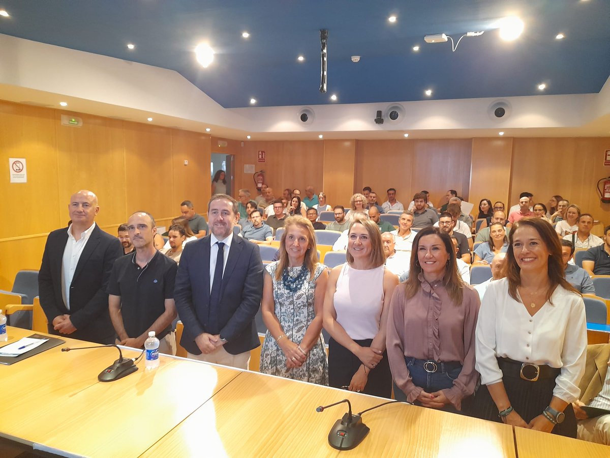 ACORACORDOBA's tweet photo. Celebrada la Jornada Técnica “Seguridad y Salud Laboral en Almazaras”, organizada por el Centro de Prevención de Riesgos Laborales de Córdoba, con la colaboración de ACORA.
Una jornada en la que se abordaron aspectos clave de la prevención de riesgos laborales en las almazaras. https://t.co/l6G1hu1AFL