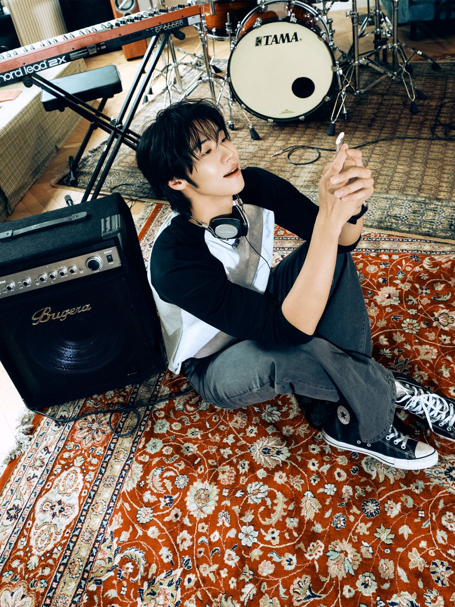 NFlyingofficial's tweet photo. 엔플라잉 (N.Flying) 9th Mini Album [Still]

Jacket Poster : Still Together Ver.

#이승협

TITLE🕯️ 잔불 (Still)
ALBUM RELEASE🔥 2026.10.08 6PM (KST)

#NFlying #엔플라잉 #Still #잔불 https://t.co/EzejIpd4Kr