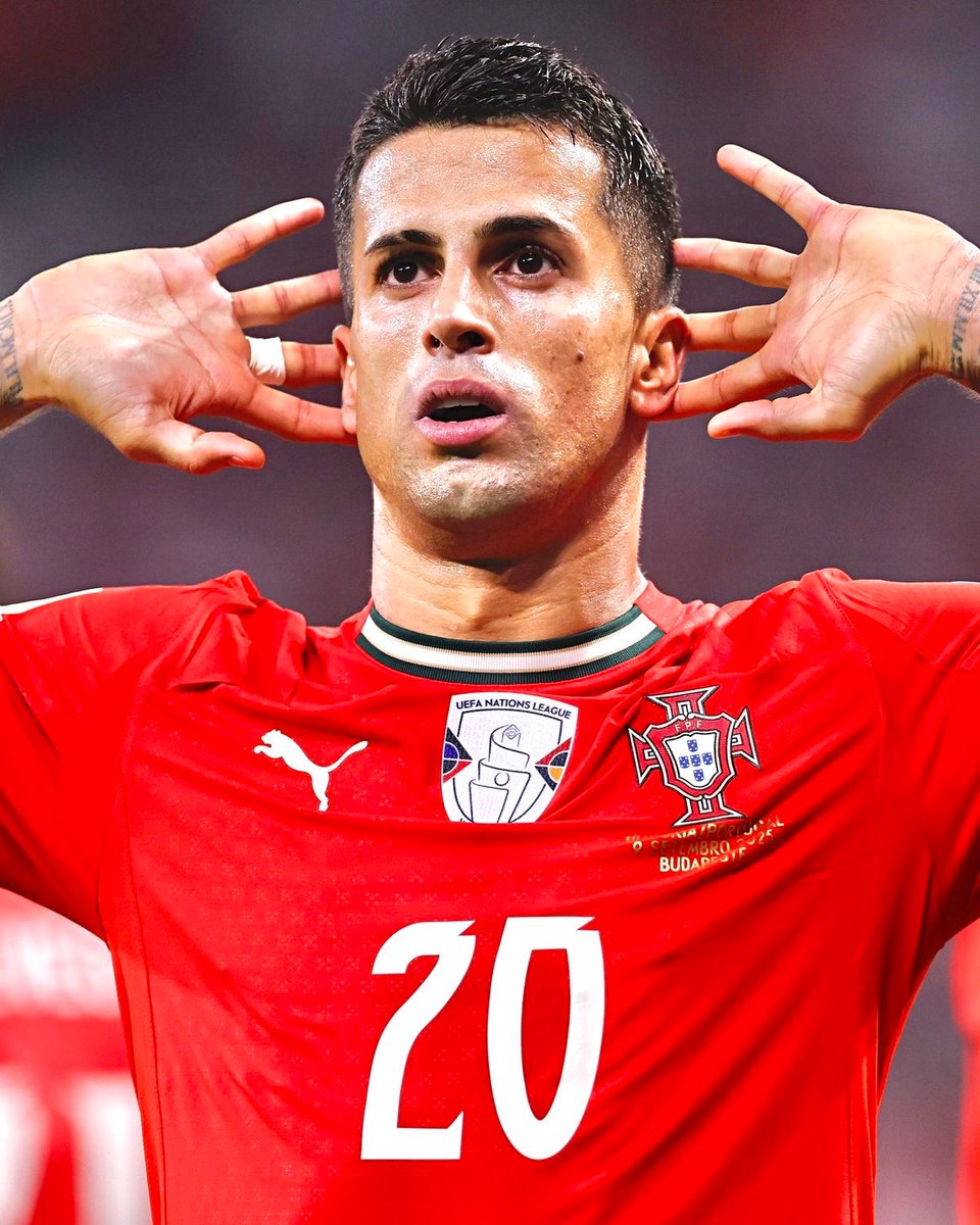 CrewsMat10's tweet photo. Today I feel Portuguese.🇵🇹 https://t.co/8upxoMdMlR