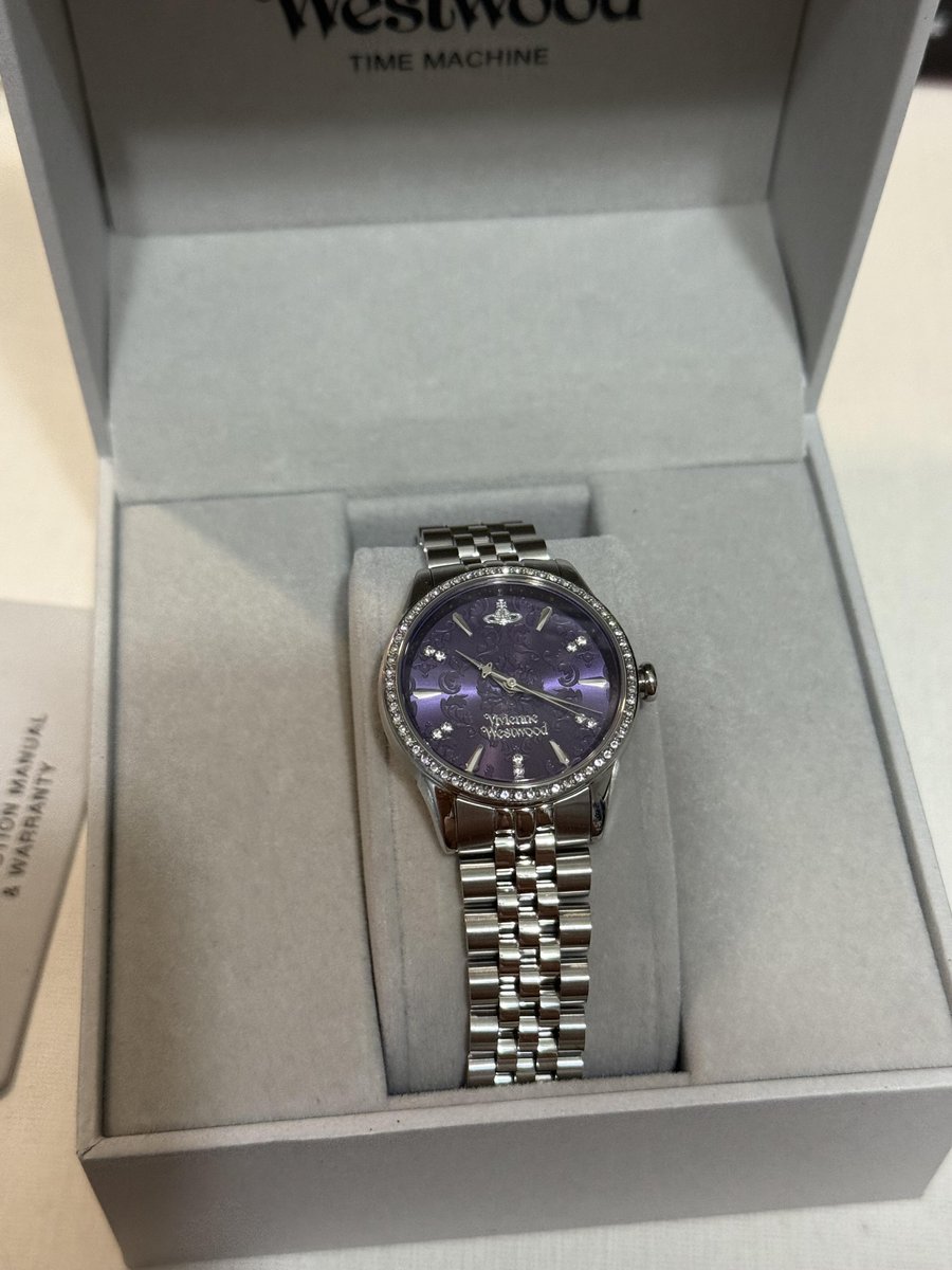 I4Bvt's tweet photo. 好きなものを手首に纏って、キラキラ輝く一瞬一瞬を記録していく⌚

#西太后   #女の子の小さな幸せ https://t.co/zHc7hE6cuY