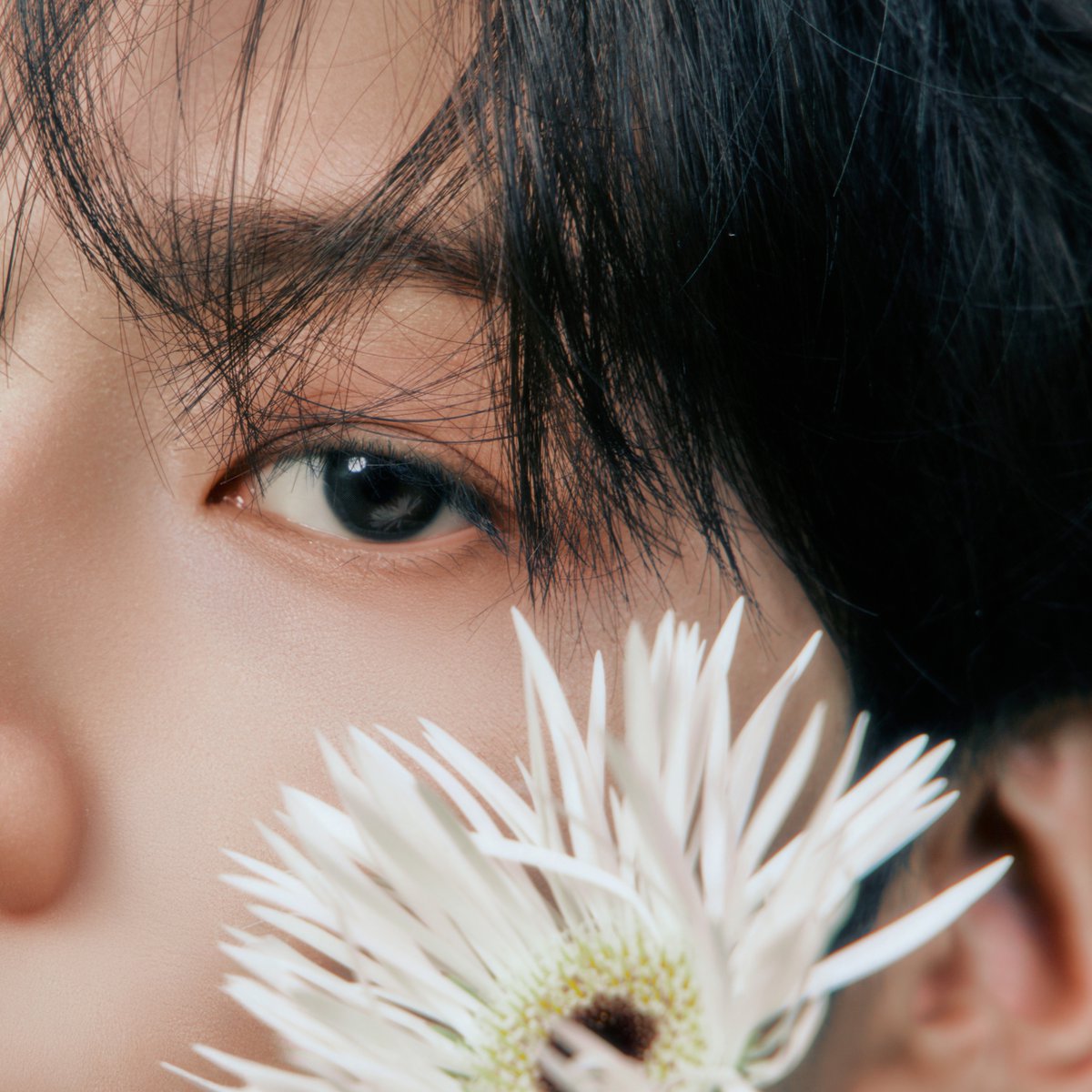 LES_BNM's tweet photo. 이은상 1st EP [꿈의 정원]
CONCEPT PHOTO : 𝐼𝑁𝑁𝑂𝐶𝐸𝑁𝑇 𝑉𝑒𝑟.🤍

2026.10.21 6PM (KST) RELEASE

#이은상 #LeeEunSang 
#꿈의정원 https://t.co/FRZSftmtWp