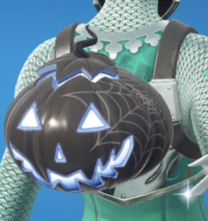 warningYays's tweet photo. Better look at upcoming mobile series cosmetics (I presume they are based on color theme). https://t.co/rumEy2Uc8H