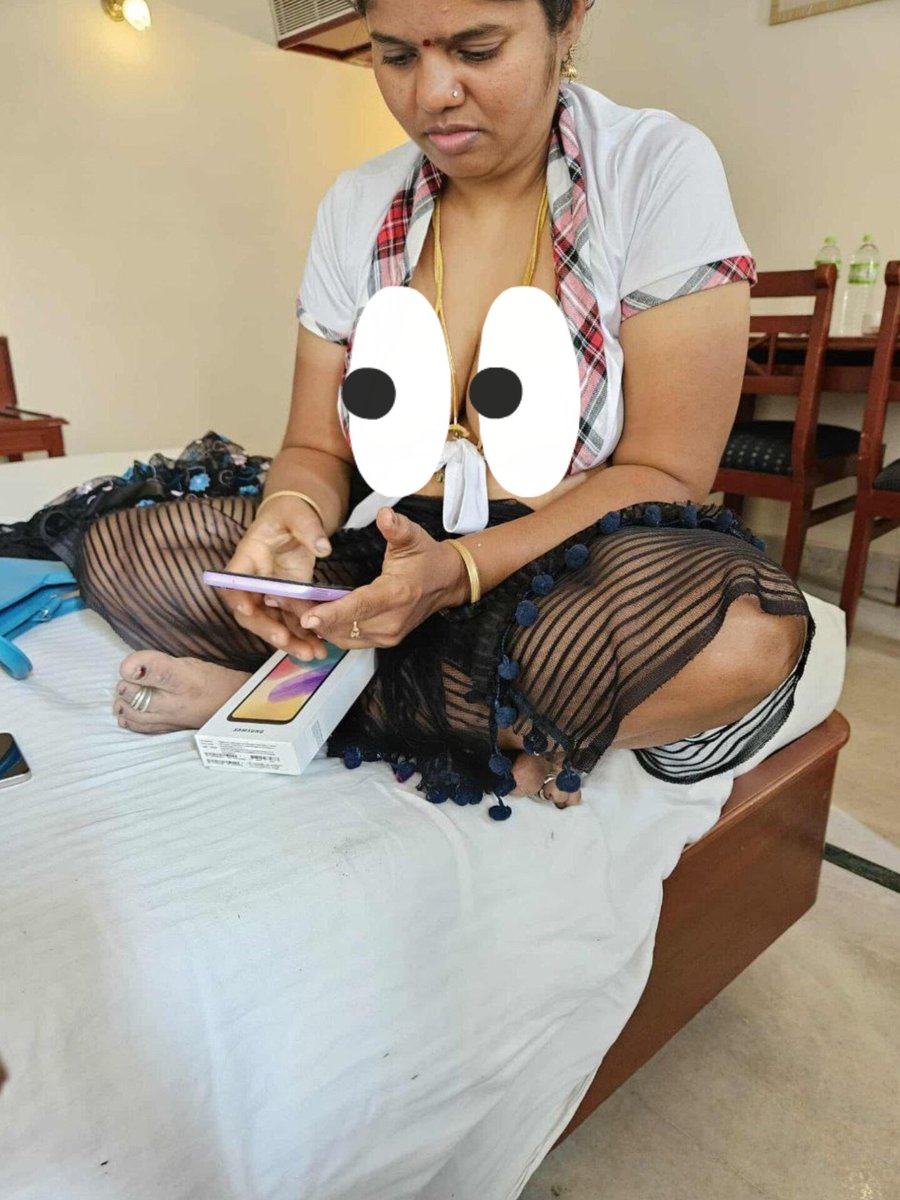 Desivip9p's tweet photo. 🥵 Ultimate collection available ❤️‍🔥
✅மல்லு கலெக்ஷன்🥵
✅Tamil mm&amp; 🥵
✅Viral,desi. Tamil aunty 🥵
✅Desi.Tamil incest 🥵
✅mallu , Mom son Tamil schl🥵

DM FOR BUY
https://t.co/caoz7XMxxe
Combo pack dm
https://t.co/caoz7XMxxe https://t.co/oMb5Yvbnyi