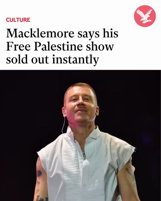 LilyFayed's tweet photo. Do you love this man?? https://t.co/fMGMYGwaGt