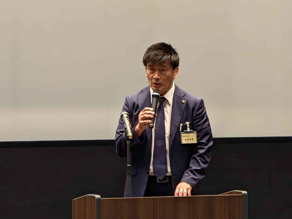 fukuda_nakama's tweet photo. 大川市にて第151回福岡市長会が開催され、ワンチームでそれぞれの地域課題解決に向け熱い議論が交わされました。
次回春の開催地は中間市‼️
頑張ります🫡
#和
#九州 https://t.co/6nlbTDYfg2