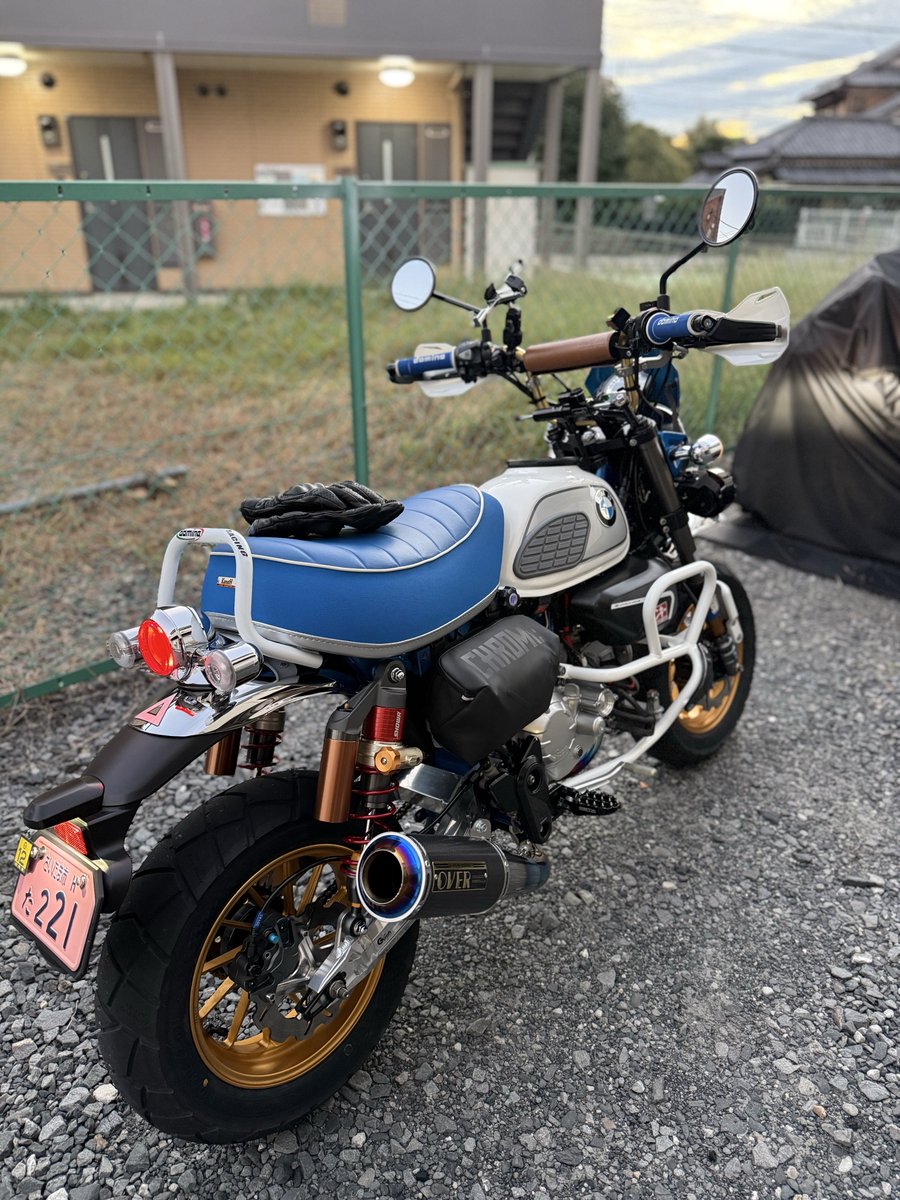 marksma71633582's tweet photo. newタイヤ試走から帰宅

190キロ程走行

洗車も済んでいるのでnewケミカルのゾイルをチェーンにシュ〜💨
熱が引いたらチェーン拭いて、カバー掛けて完

久しぶりの晴天ツーはサイコーでした🤩
#モンキー125 https://t.co/8kBnXsCgbO