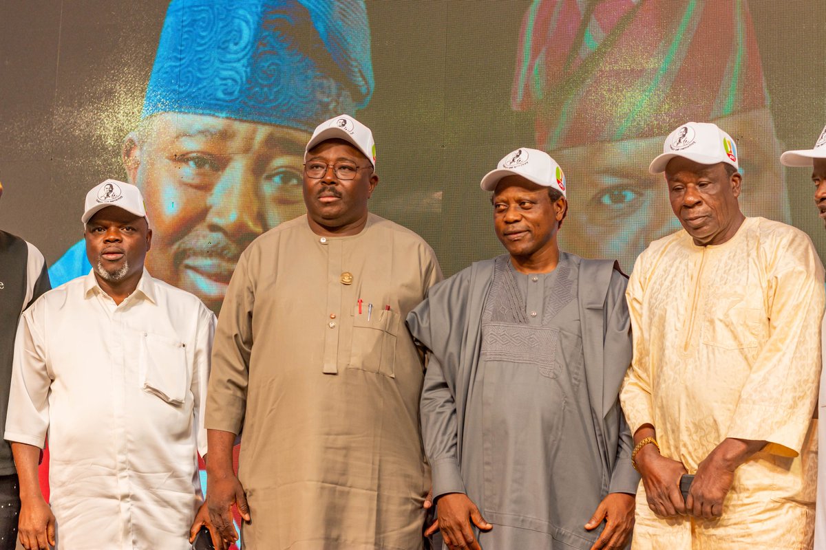 SenSharafaAlli's tweet photo. A NEW POLITICAL ALIGNMENT IN 

In Ibadan, we welcomed Mr. Sunday Oni, a leader of the Obidient Movement in Oyo State, alongside thousands of his supporters, into the All Progressives Congress (APC).

The occasion was attended by the Oyo State APC Chairman, Chief Moses Adeyemo, Hon. Aderemi Oseni, our Oyo South Senatorial candidate, and other leaders of the party.

Mr. Oni spoke about his political journey, including his role in the political alliance around the 2023 elections, and his decision to align with the APC ahead of 2027. He also stated that the movement would engage across all 33 Local Government Areas.

I appreciate Mr. Oni and every member of the movement who was part of this gathering. Their decision represents an important political development in Oyo State.

In my address, I spoke about my longstanding connection to Ibadan and my experience following the affairs of Oyo State for close to 50 years of my adult life. I also spoke about my priorities for governance, including greater youth participation and attention to the wellbeing of workers and pensioners.

My running mate, Hon. Adesoji Adedeji, was also acknowledged for his role in representing and engaging with the youth population.

I also appreciate the party leaders who joined us, including Rt. Hon. Asimiyu Niran Alarape, Alhaji Taofeek Lamidi, Hon. Fatai Adesina, Dr. Adekemi Opatunde, Hon. Yemi Aderibigbe, Hon. Sola Ogunbode, Olawale Sadare, Hon. Tunde Oloyede, Alhaji Shina Alabi, Hon. Sunday Aborisade, Hon. Tunde Elegbede and Comrade Olalekan Oladejo.

It was a significant gathering in Ibadan and an important moment of political engagement ahead of the 2027 elections.

#BSA2027
#OyoAHEAD
#ÌtayoÒyó