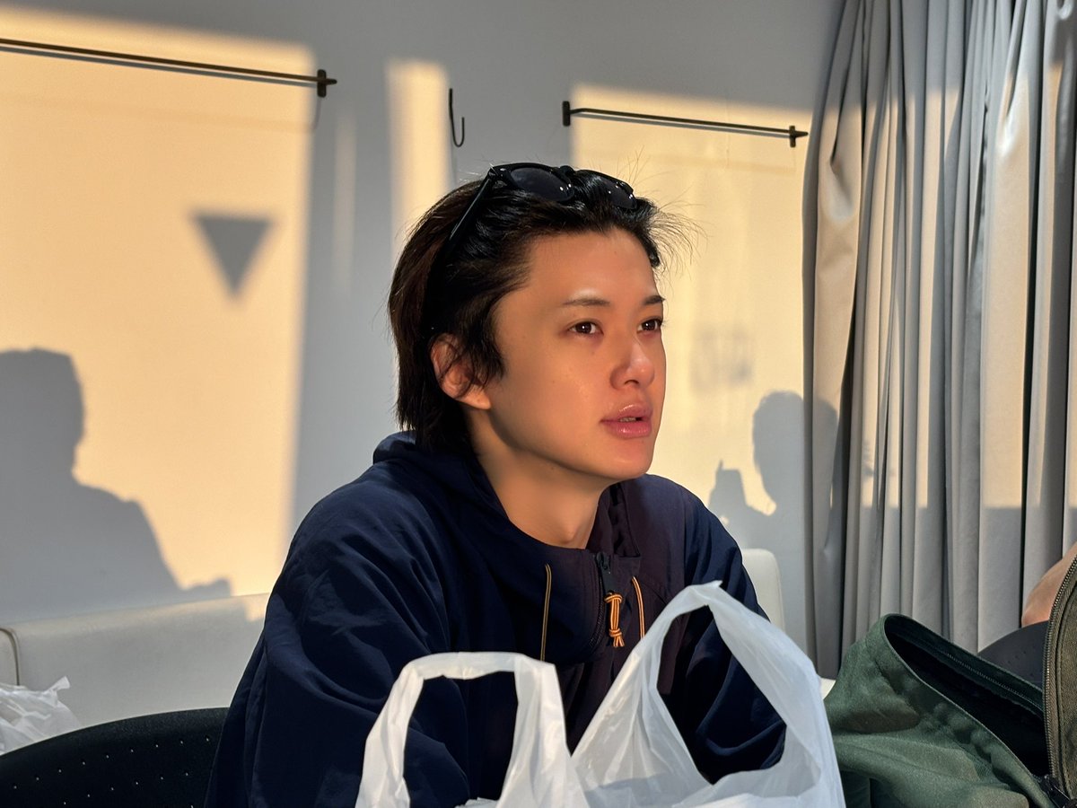 buddiis's tweet photo. オフショットを公開

📸黄昏れるFUMINORIと黄昏を知らないタンクトップブラザーズ https://t.co/xJjdg5amZf
