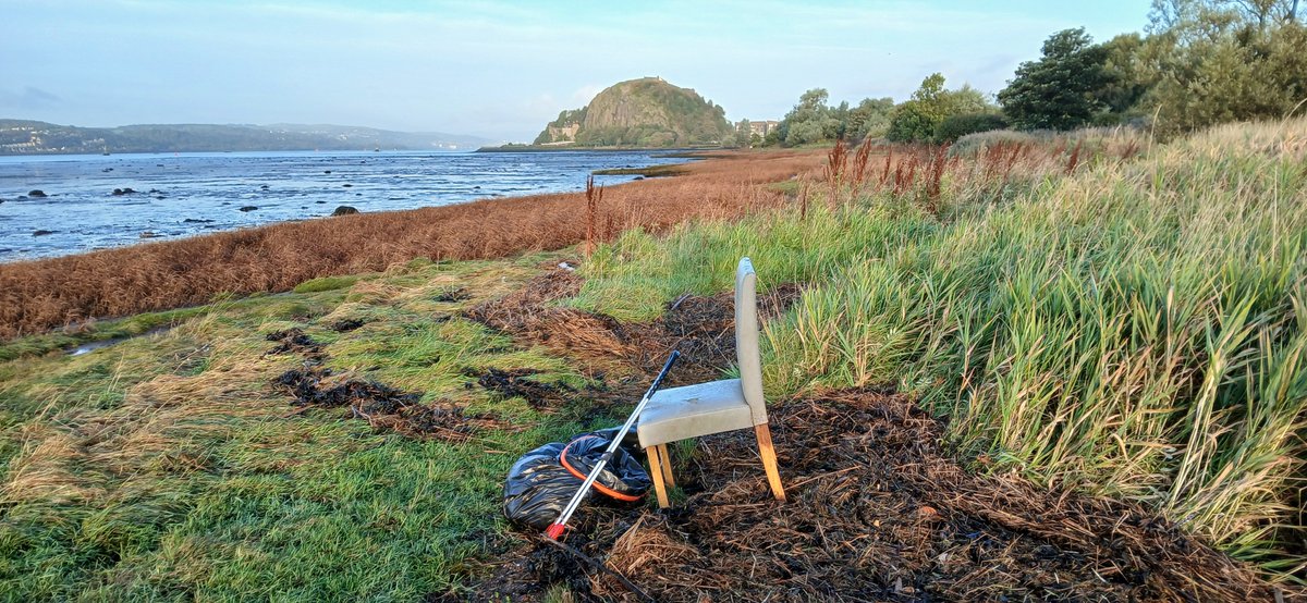 AlistairFergu11's tweet photo. 3 bags this morning from east shore of the Clyde. A chair washed on to & will uplift later. #litterpicking #litterfree #ReportingLitter #keepbritaintidy #LeaveNoTrace #KeepScotlandtidy
#SpringCleanScotland #Litter
#Dumbdumpers
#WDCouncil #bigclydecleanup #greentangerine https://t.co/El5lEKBNdf