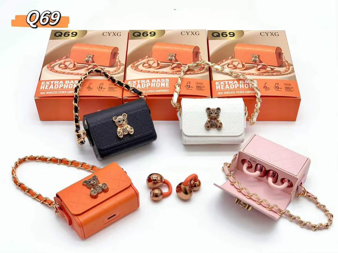 Thoyruqwatches's tweet photo. 🎧 Q69 Wireless Earbuds
🎵 Extra Bass + Stereo Sound
🔋 Up to 72H battery
😊 Comfortable fit
📶 True wireless connection
🎨 Multiple colors
💰 ₦15,000
📦 Wholesale buyers get special discount
🚚 Nationwide delivery available
Buy for yourself and pal🫶🏽🤝 https://t.co/rr7NhSqB95