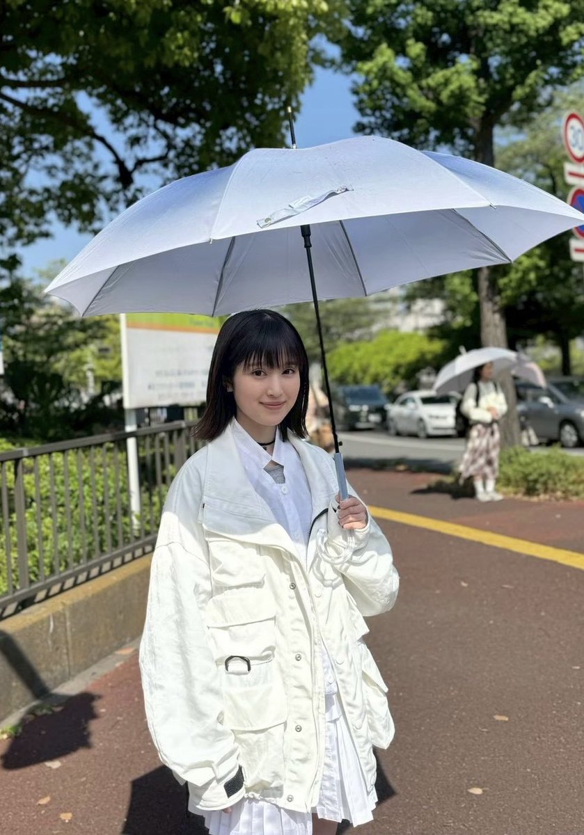 r_fukumoto_toho's tweet photo. 映画『時給三〇〇円の死神』 
いよいよ明日10/2（金）より公開となります！ぜひ劇場でご覧ください☂️🎬

そして！明日のテレビ出演情報です！
📺8:00~TBS「ラヴィット！」生出演
📺11:47~フジテレビ「ぽかぽか」生出演
📺23:00~フジテレビ「全力！脱力タイムズ」　
ぜひご覧ください🌟
#映画時給300円の死神
@jikyu_300movie 
byマネージャー