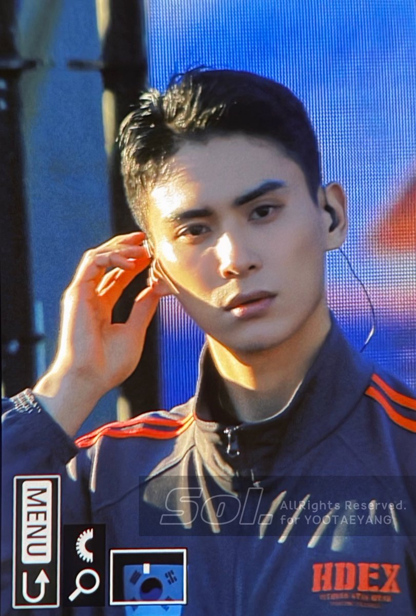 starfess's tweet photo. -star BUJUG BUSET YOO TAEYANG SF9? 😭😭😭🪖 lewat tl sender sender langsung syok, gagah banget brow 🫡

https://t.co/Ak0AxkXg1n