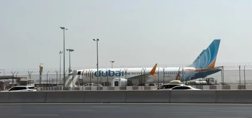 Soter_4's tweet photo. 🧵 ¿Qué se sabe del ataque de Flydubai?

1/8 El pasado 30 de septiembre, el vuelo FZ1073 de Flydubai, con 174 personas a bordo, cubría la ruta Dubái-Tel Aviv cuando el copiloto atacó y apuñaló al comandante. https://t.co/Y2PVdTor6o